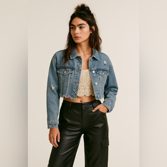 NWT Faux Leather Crop Cargo Pants - Picture 8 of 8